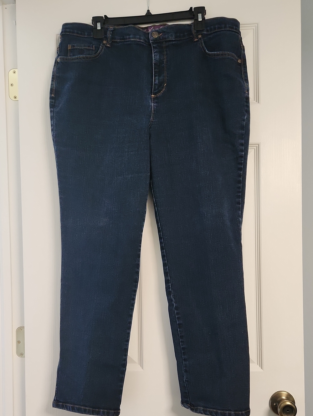 Gloria Vanderbilt Dark Blue Straight-Leg Jeans